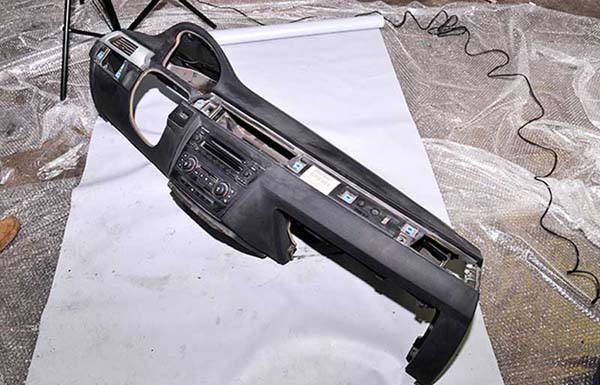 BMW 7 SERİSİ ÇIKMA YEDEK PARÇA ÇIKMA-BMW-PARÇA-E-60-KASA-5-SERİSİ-GÖĞÜS-TORPİDO--(1)